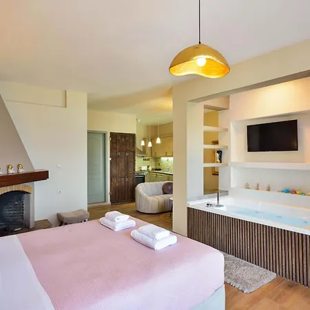 East Seafront 하니아